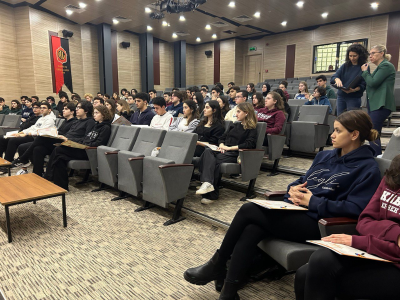 Kabataş Lisesi Taktiklerle Paragraf ve Anlayarak Hızlı Okluma Eğitimi - 1